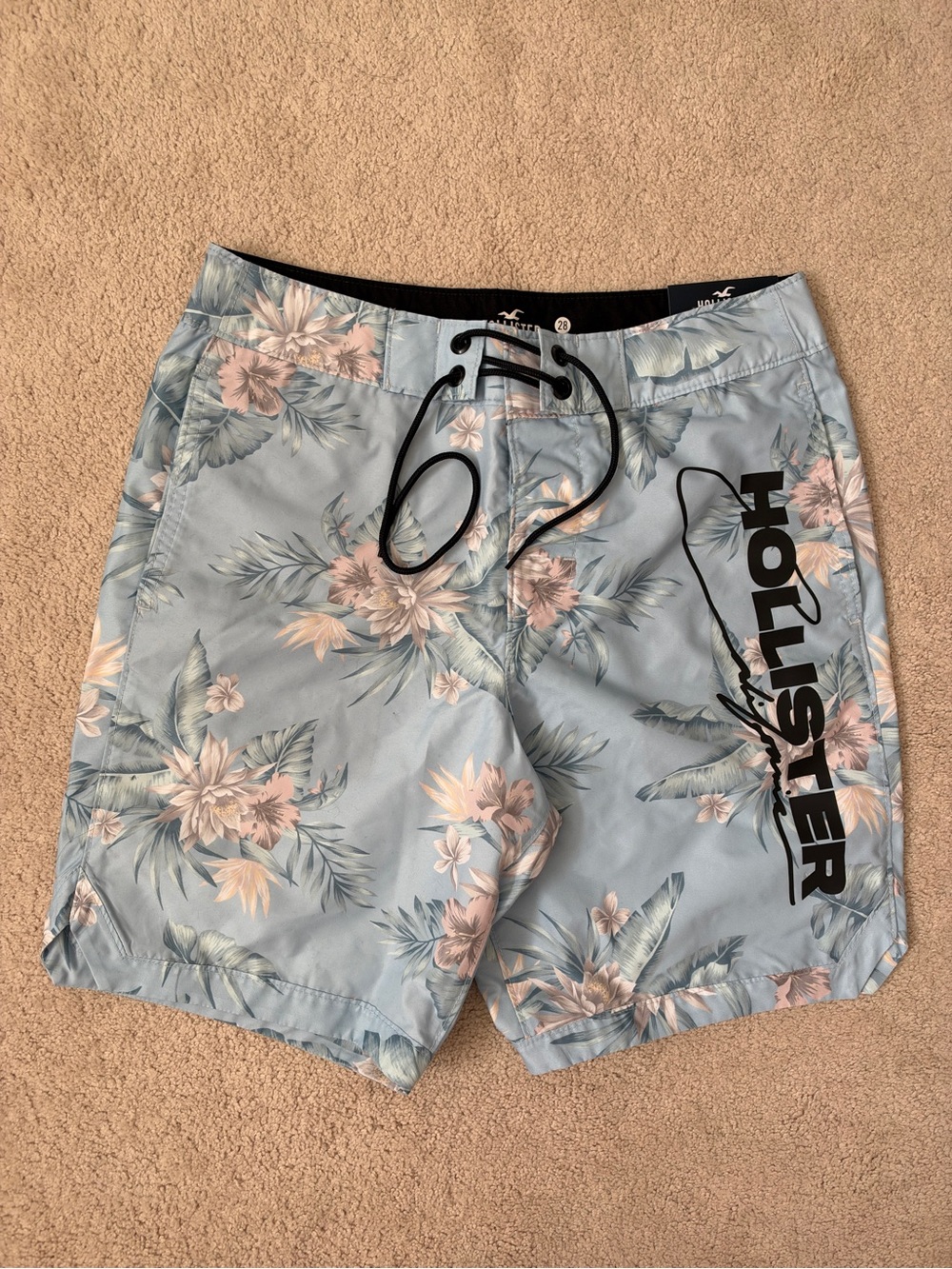Vintage Y2K Hollister Men's Light Blue Floral Swim Trunks